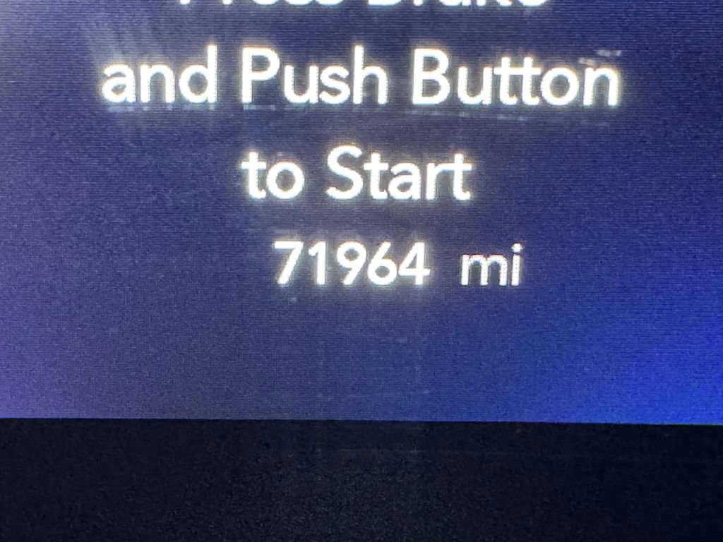 Used 2023 Chrysler Pacifica Touring-L image 20