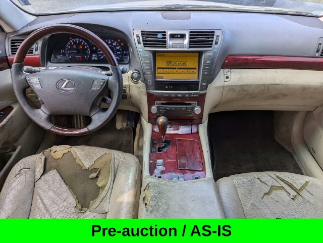 Used 2010 Lexus LS 460 w/ Comfort Pkg RWD image 15