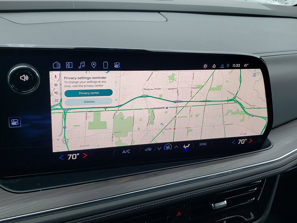 Used 2025 Chevrolet Tahoe LS image 23