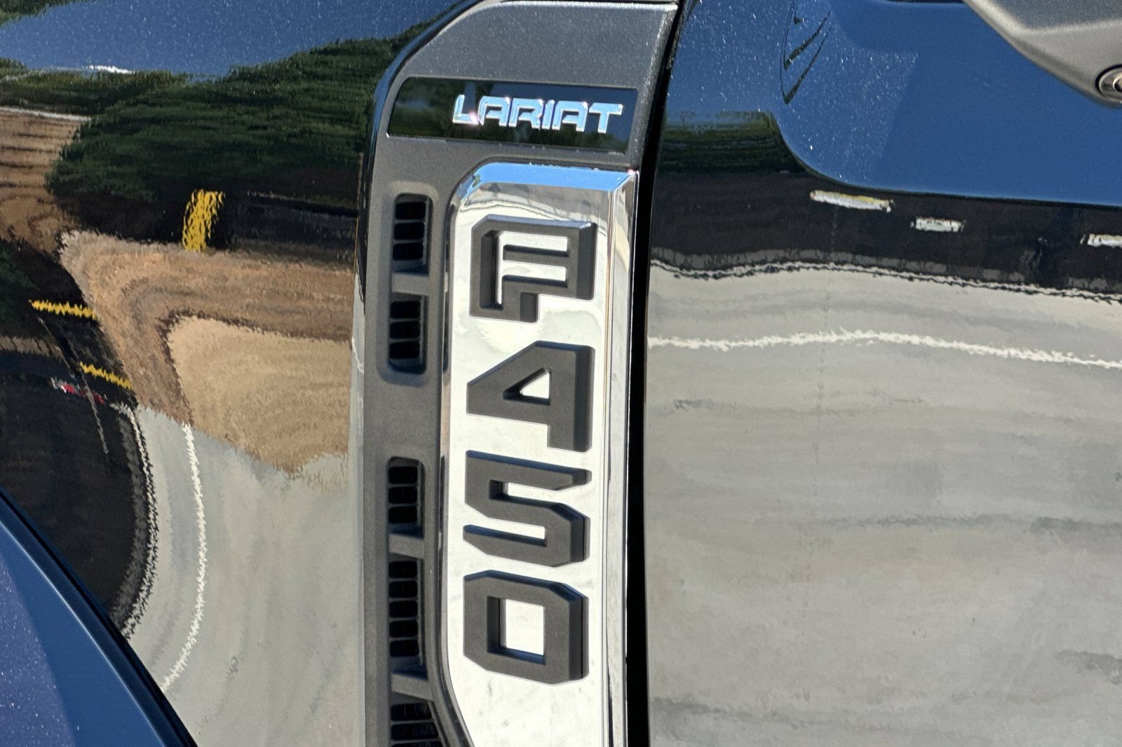 New 2026 Ford F450 Lariat w/ Lariat Premium Package AWD/4WD image 26