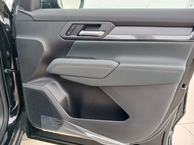 New 2026 GMC Terrain AT4 w/ Convenience Package III AWD/4WD image 27