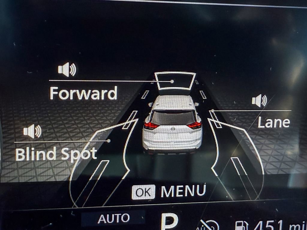 Certified 2025 Nissan Rogue S image 11