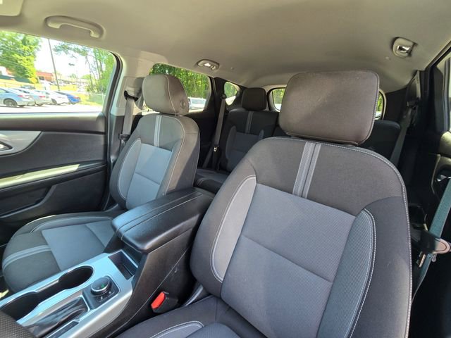 Used 2023 Chevrolet Blazer LT w/ Midnight/Sport Edition FWD image 21
