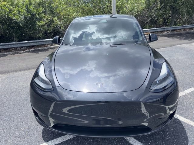 Used 2024 Tesla Model Y Long Range RWD image 2