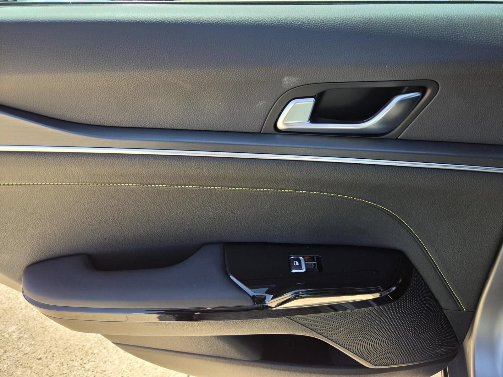 Used 2025 Kia K5 GT FWD image 15