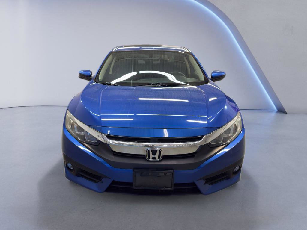 Used 2017 Honda Civic EX-T image 2