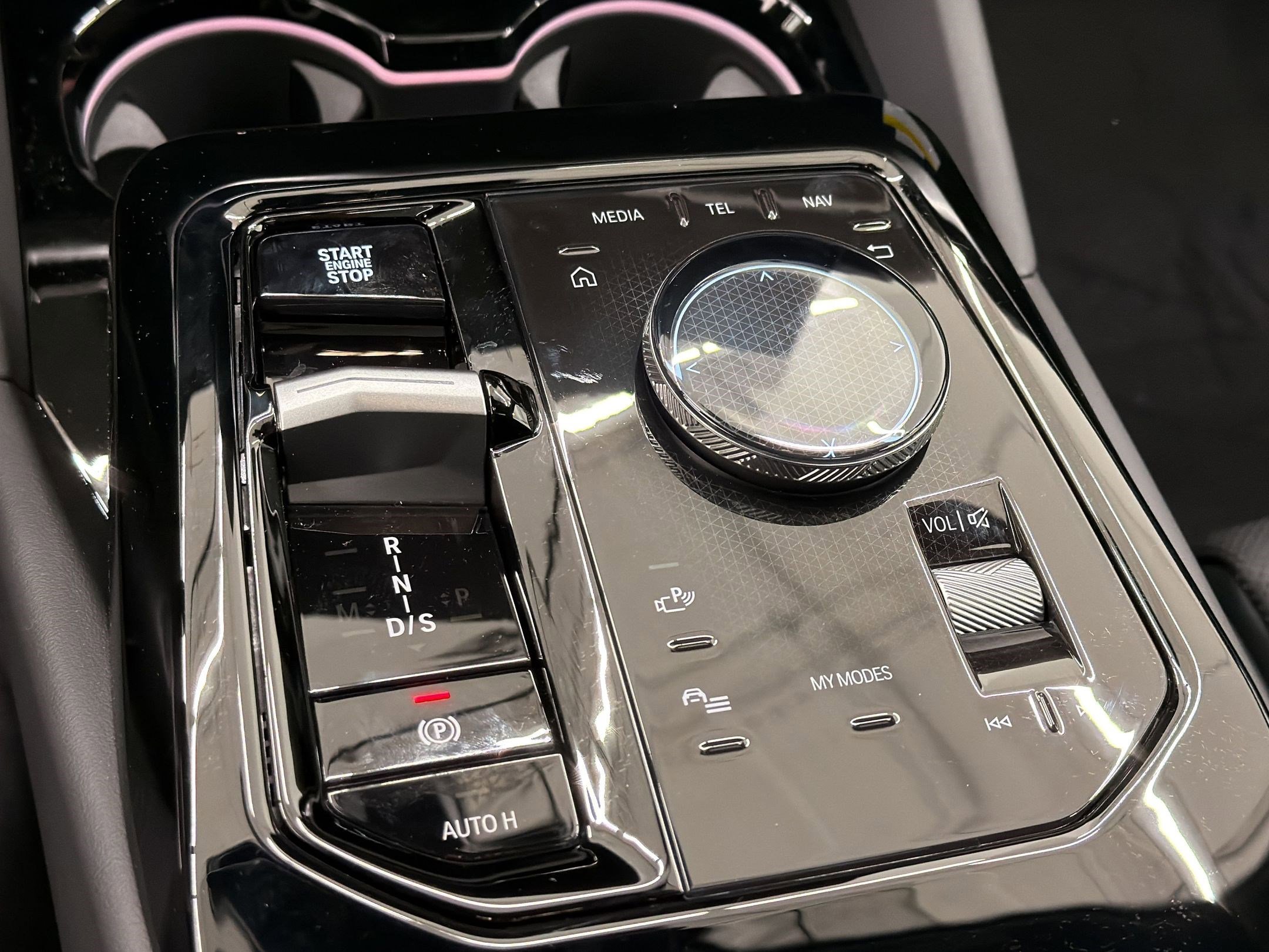 New 2026 BMW 530i w/ M Sport Package RWD image 16