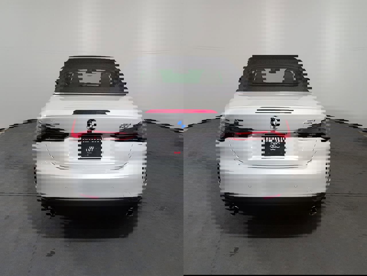 Used 2022 BMW 430i xDrive Convertible w/ Premium Package image 32