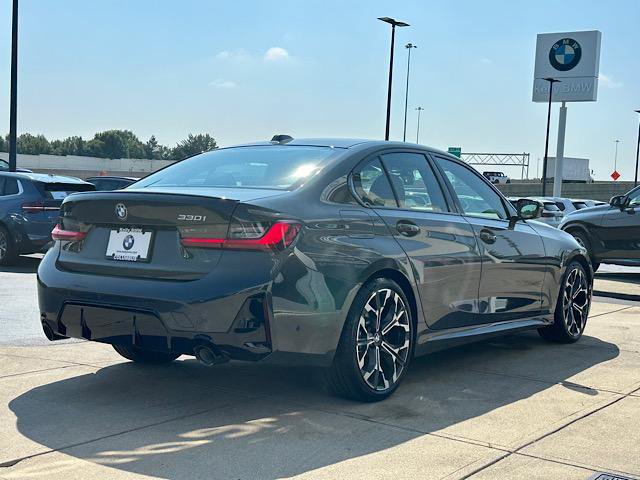 Used 2026 BMW 330i xDrive Sedan w/ M Sport Package AWD/4WD image 9