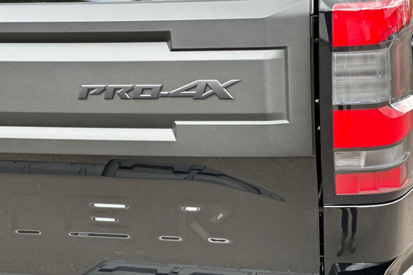 New 2026 Nissan Frontier PRO-4X w/ Tow Package AWD/4WD image 24