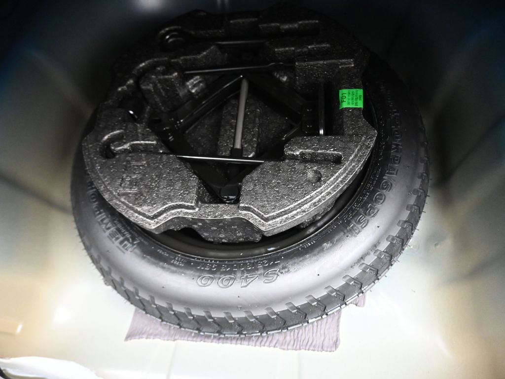 Used 2023 Hyundai Elantra SEL w/ Convenience Package FWD image 44