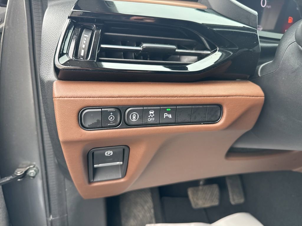 Certified 2024 Acura MDX SH-AWD w/ Technology Package image 18