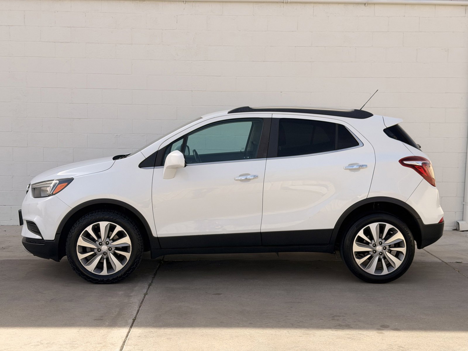 Used 2020 Buick Encore Preferred FWD image 8