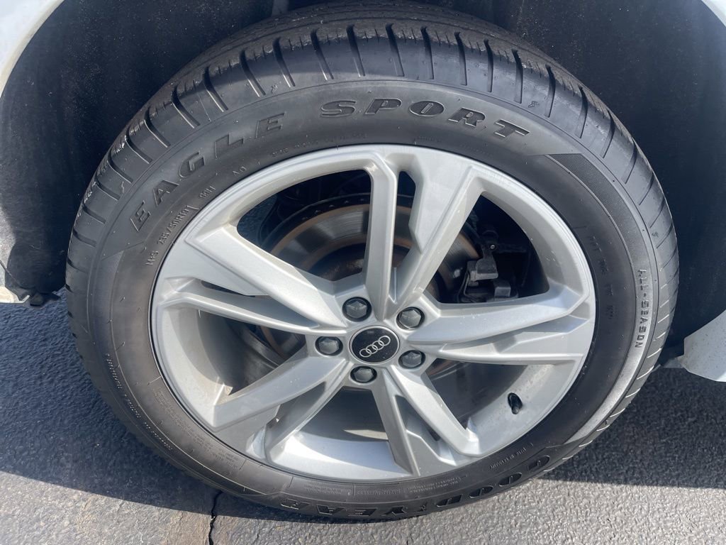Used 2023 Audi Q3 2.0T Premium image 29