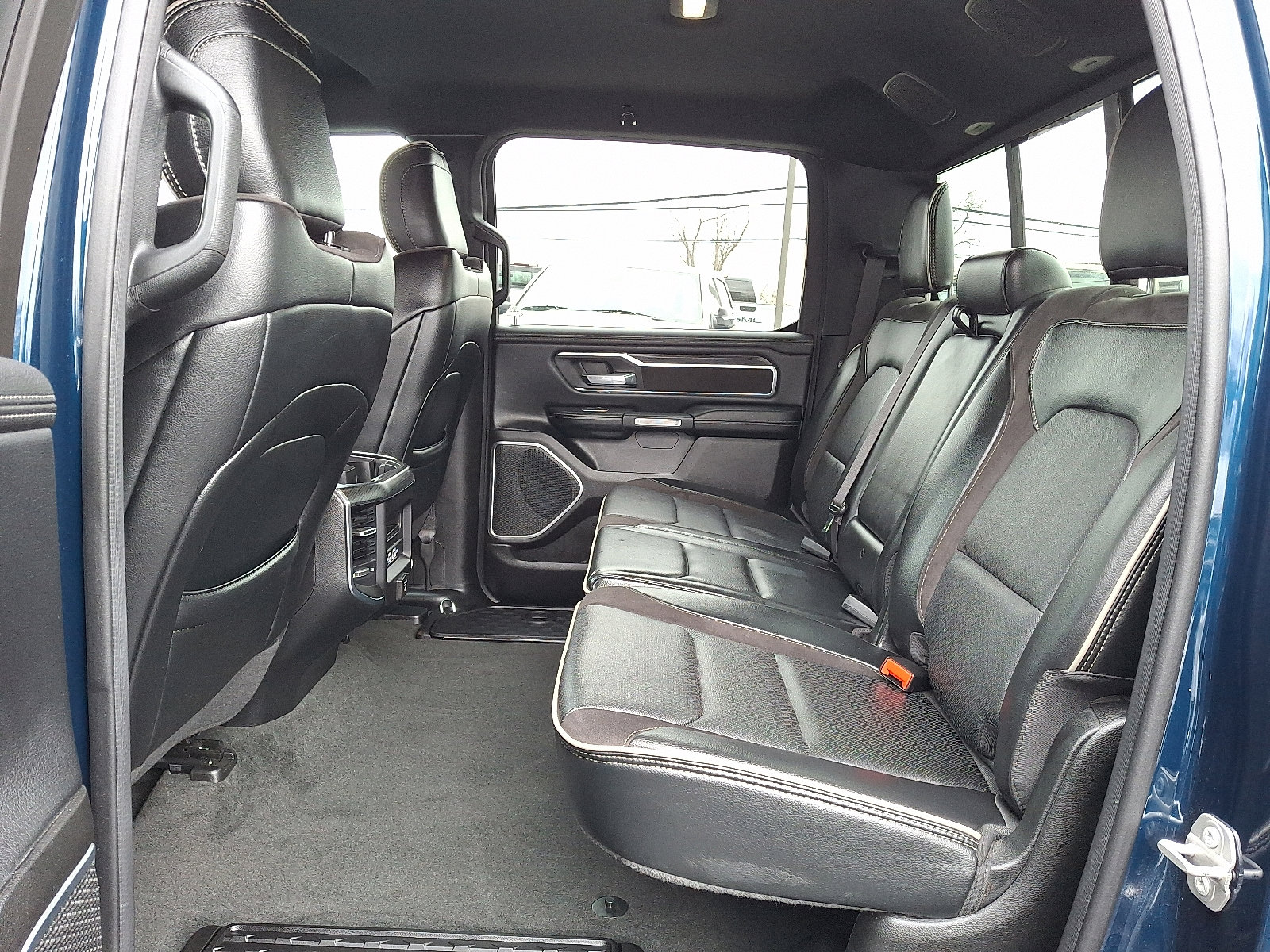 Used 2023 RAM 1500 Laramie image 9