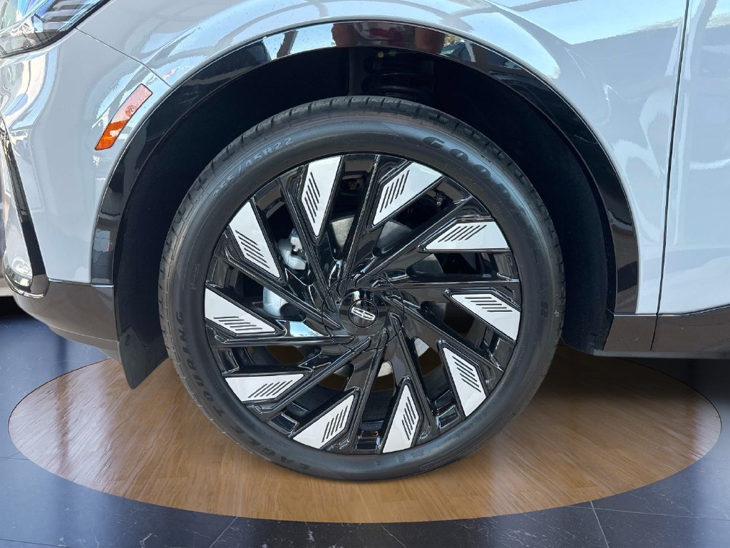 Used 2026 Lincoln Nautilus Reserve w/ Jet Appearance Package AWD/4WD image 30