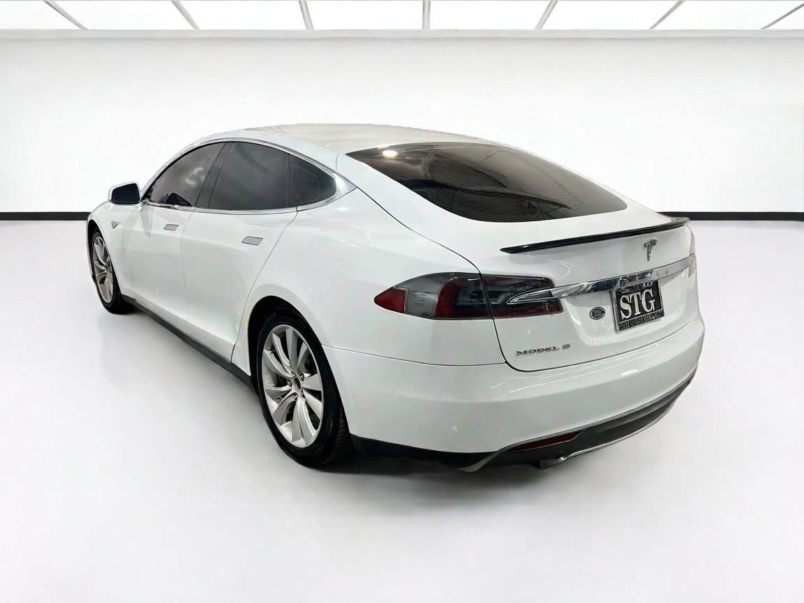 Used 2013 Tesla Model S Performance RWD image 6