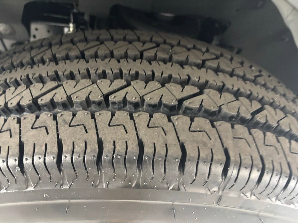 New 2025 Chevrolet Express 2500 Work Van w/ Driver Convenience Package image 20