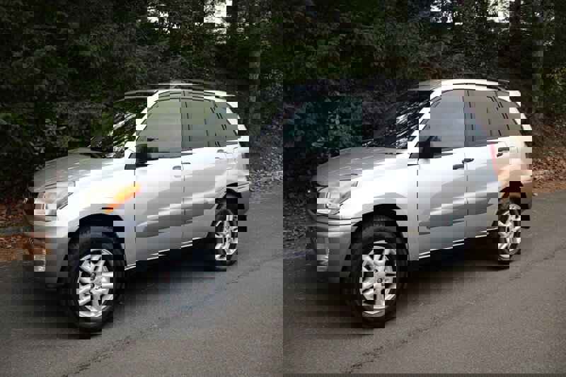 Used 2002 Toyota RAV4 4WD image 1