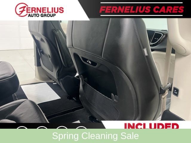 Used 2023 Chrysler Pacifica Limited FWD image 24