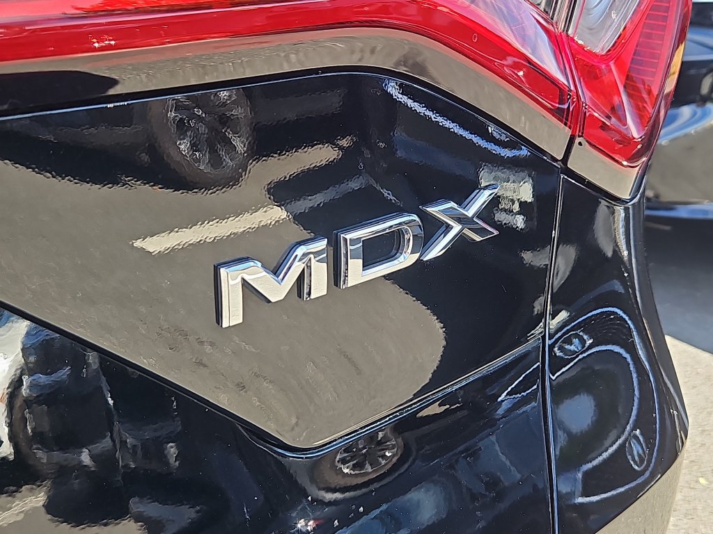 Used 2024 Acura MDX w/ Technology Package AWD/4WD image 12