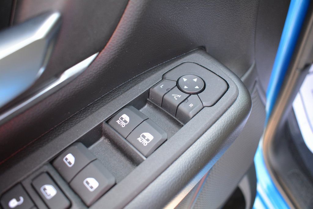 Used 2025 RAM 1500 Big Horn image 8