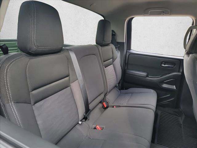 Used 2024 Nissan Frontier SV w/ Technology Package RWD image 13