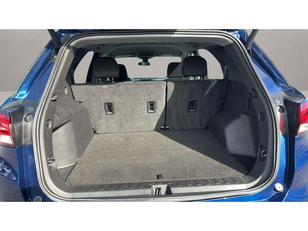 Used 2023 Chevrolet Equinox LT image 9