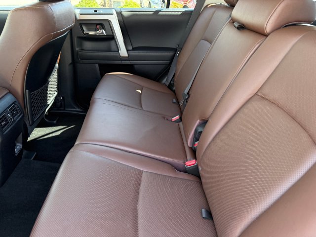 Used 2024 Toyota 4Runner Limited AWD/4WD image 23