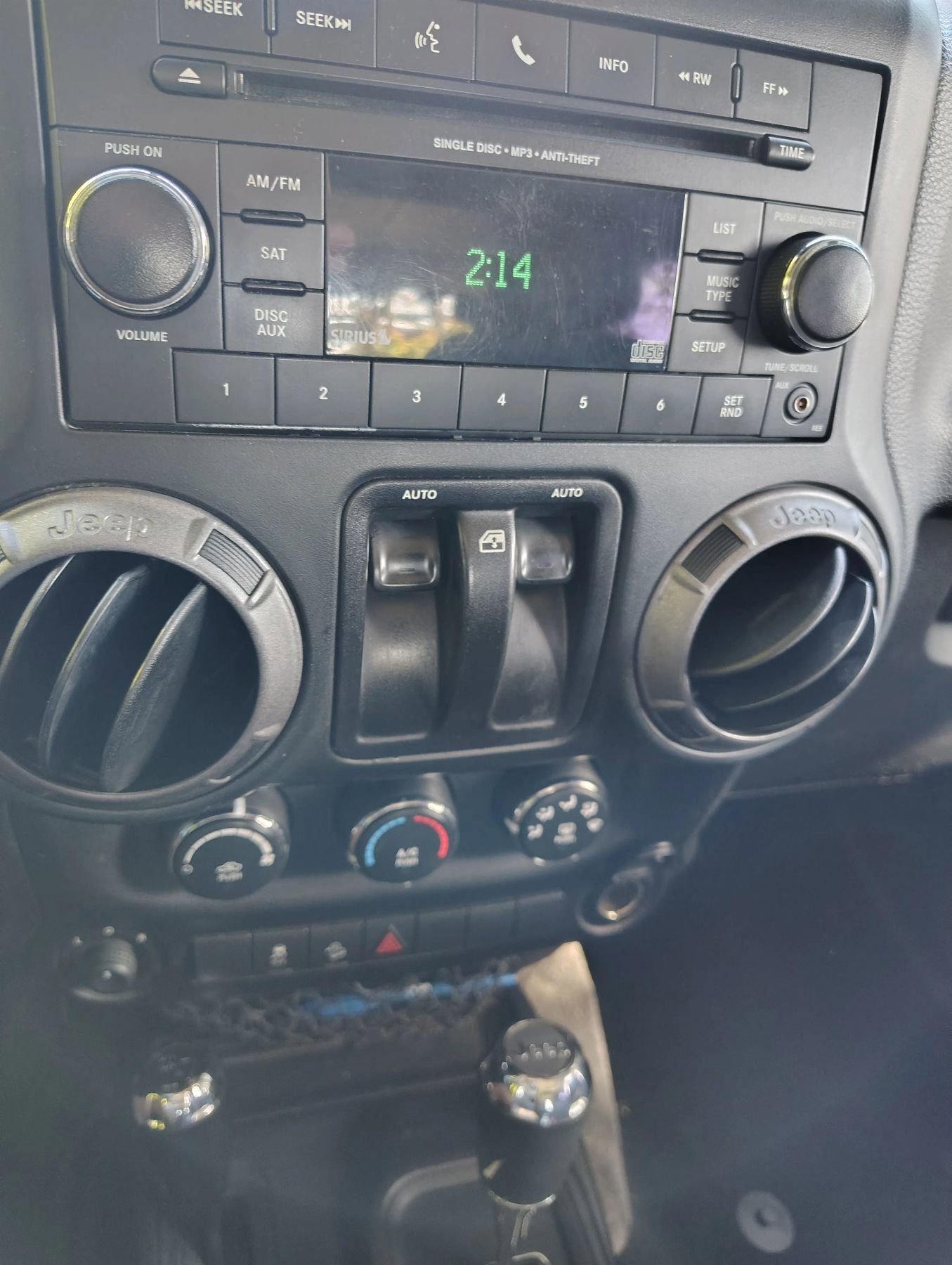 Used 2014 Jeep Wrangler Sport w/ Quick Order Package 24S AWD/4WD image 9