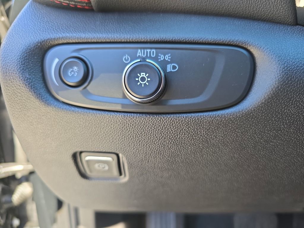 New 2025 Chevrolet Blazer RS w/ Enhanced Convenience Package image 27