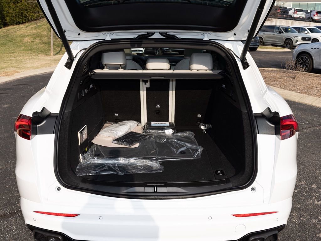 New 2026 Maserati Grecale Modena image 54