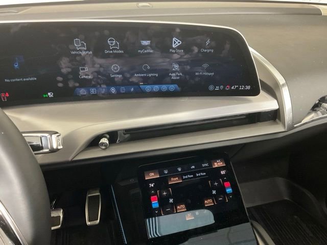 New 2026 Cadillac Vistiq Sport w/ LPO, Floor Liner Package image 18