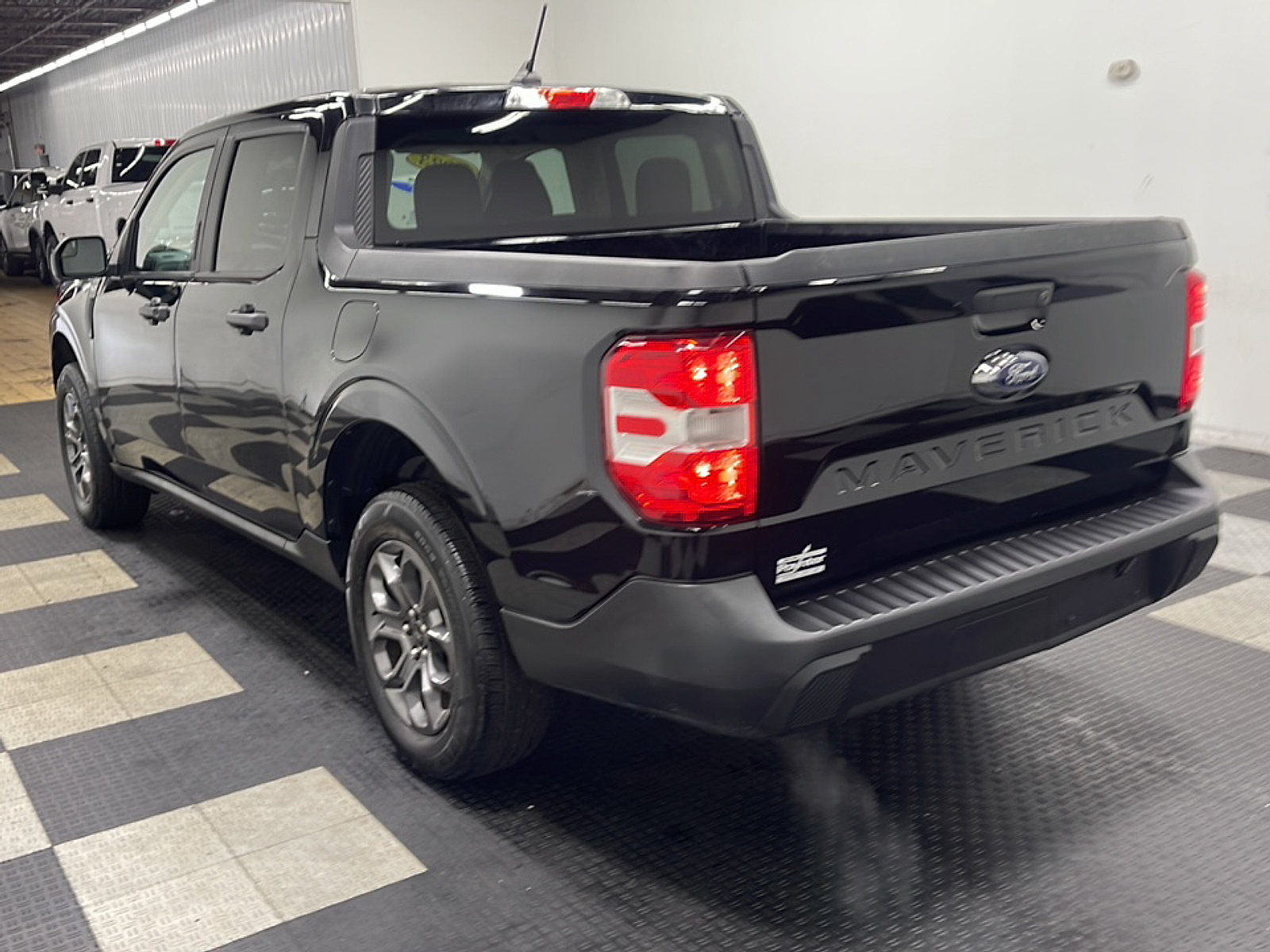 Used 2023 Ford Maverick XLT w/ Equipment Group 300A Standard AWD/4WD image 16