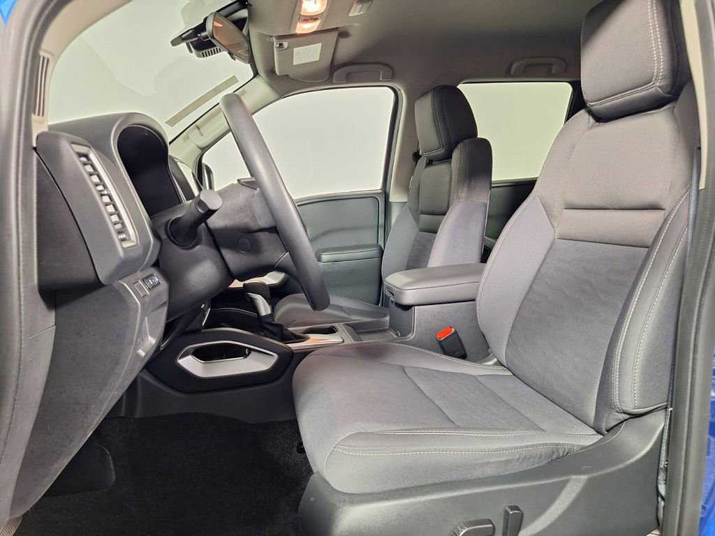 Used 2024 Nissan Frontier SV w/ Technology Package RWD image 21