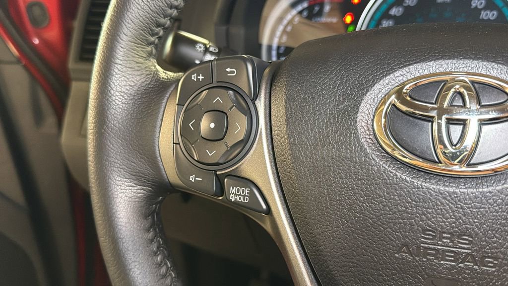 Used 2015 Toyota Venza XLE image 27