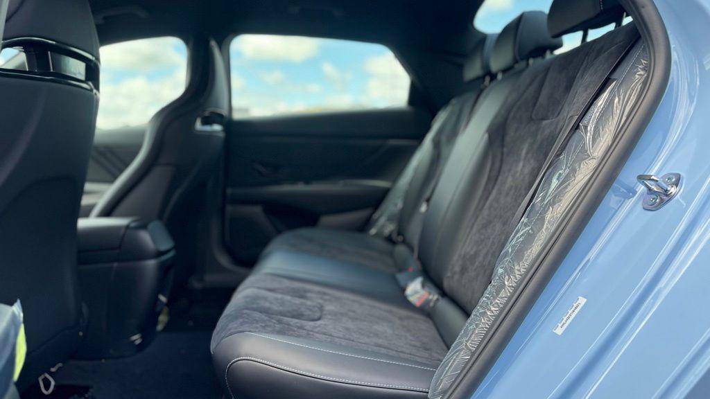 New 2026 Hyundai Elantra N FWD image 20