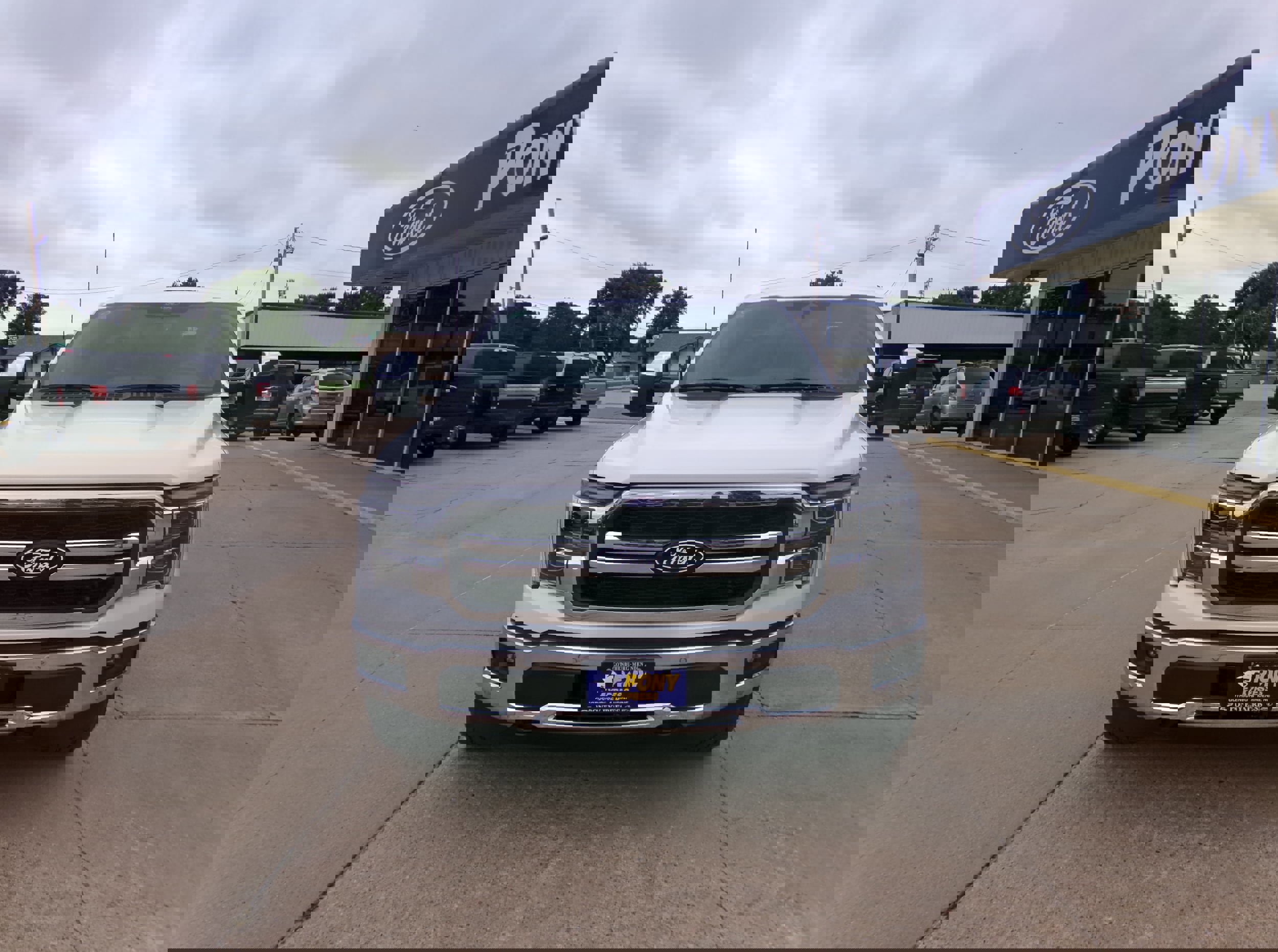 New 2025 Ford F150 Lariat w/ Equipment Group 501A Mid image 30