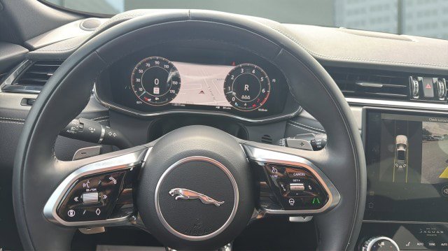Used 2025 Jaguar F-PACE R-Dynamic S AWD/4WD image 28