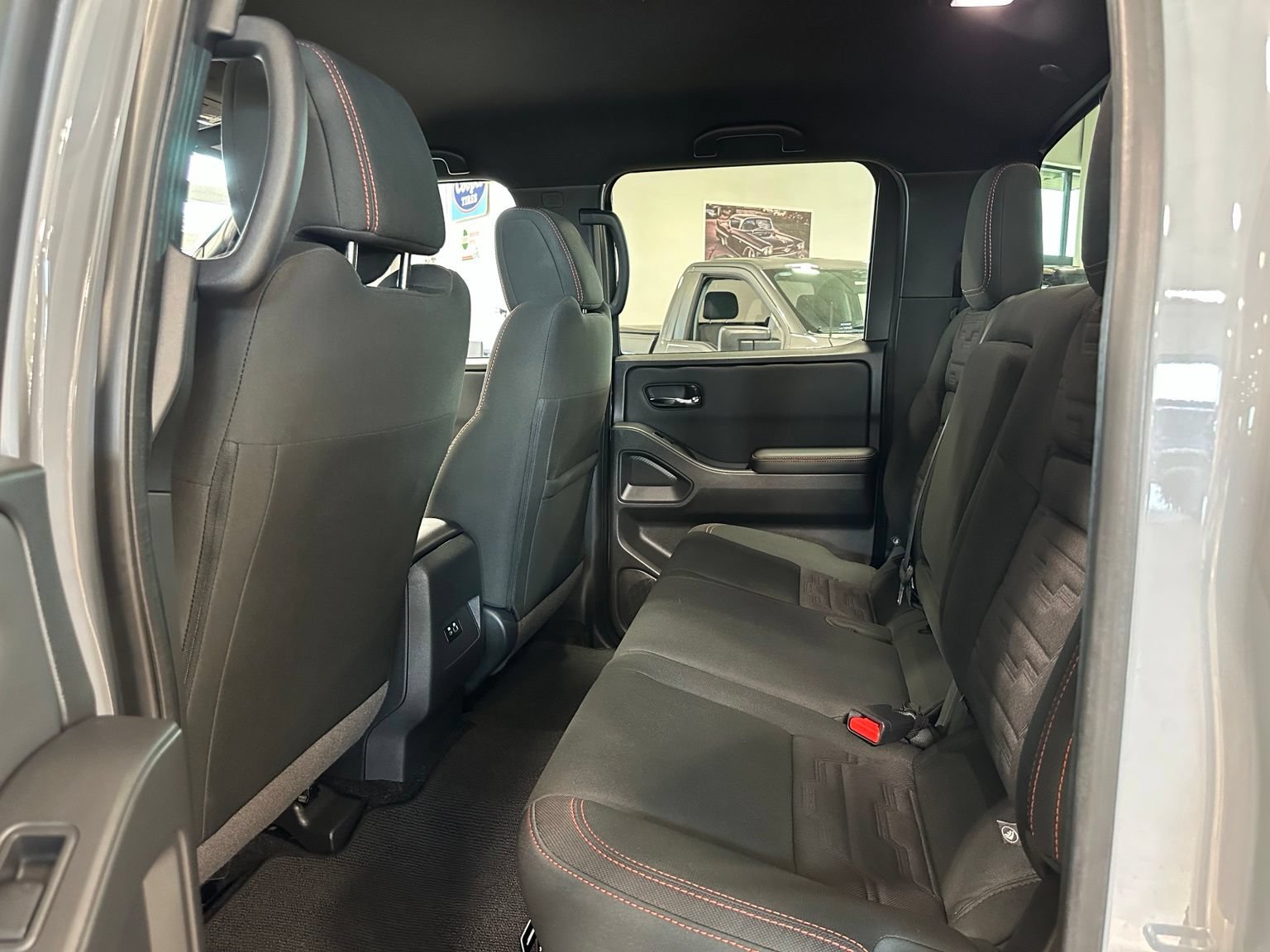 Used 2024 Nissan Frontier PRO-4X w/ Off-Road Protection Package AWD/4WD image 37