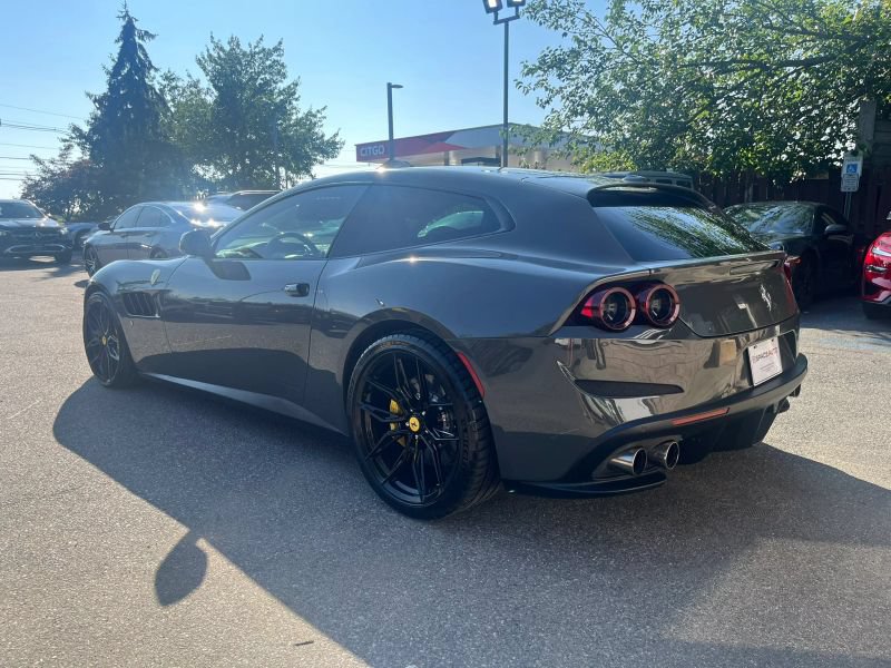 Used 2018 Ferrari GTC4Lusso AWD/4WD image 6
