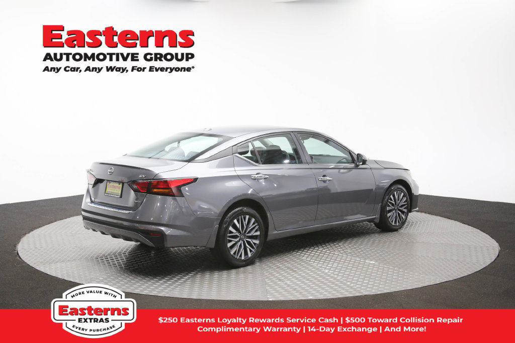 Used 2023 Nissan Altima 2.5 SV AWD/4WD image 42