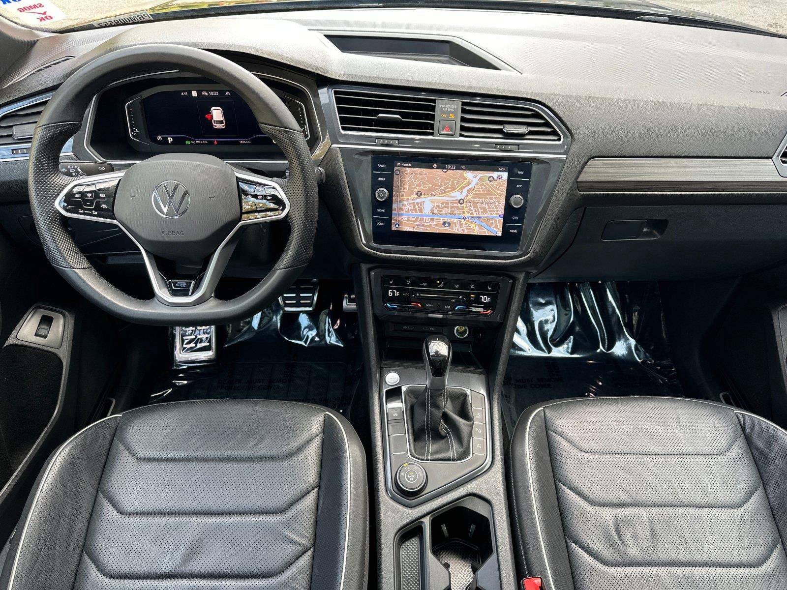 Used 2024 Volkswagen Tiguan SEL R-Line AWD/4WD image 12