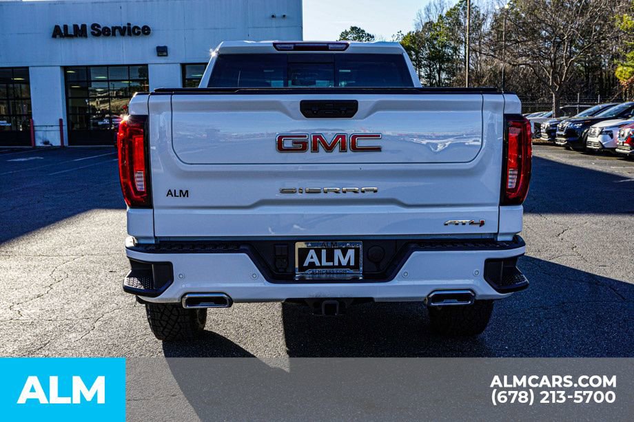 Used 2025 GMC Sierra 1500 AT4 w/ AT4 Preferred Package AWD/4WD image 11