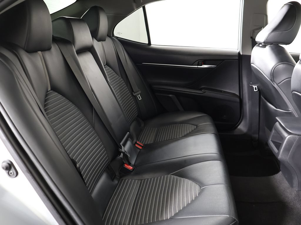 Used 2022 Toyota Camry SE FWD image 31