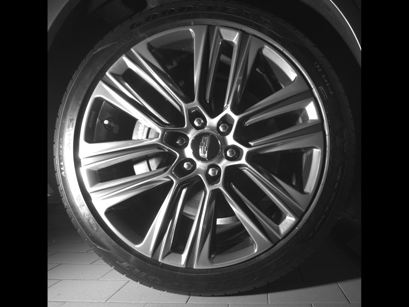 Used 2026 Cadillac Vistiq Platinum AWD/4WD image 17