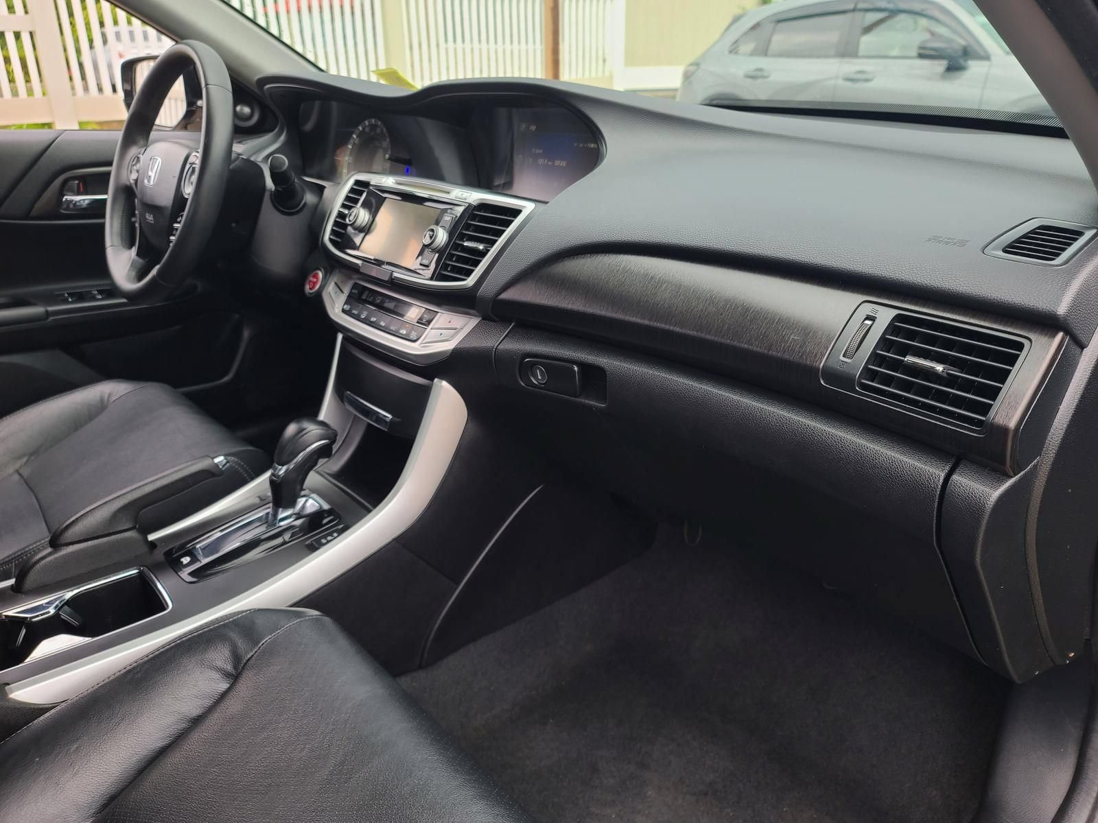 Used 2015 Honda Accord EX-L image 20