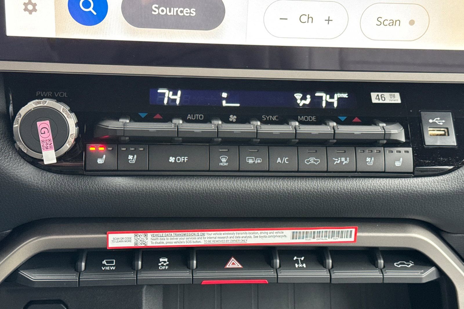 New 2025 Toyota Tundra Limited AWD/4WD image 19