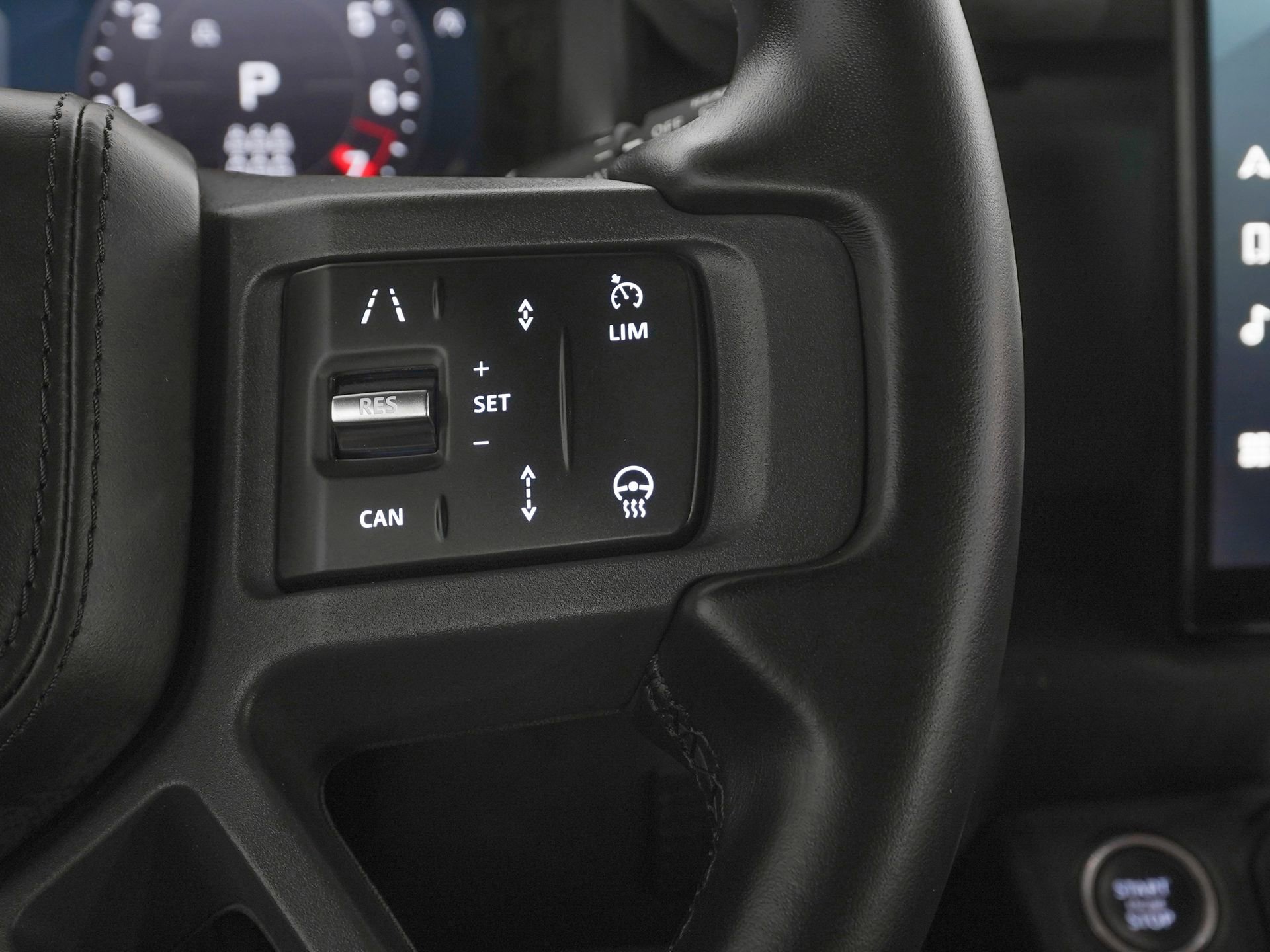 Used 2024 Land Rover Defender 130 X image 22