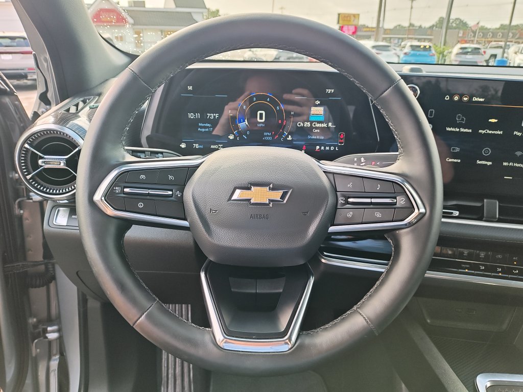 Used 2026 Chevrolet Equinox LT AWD/4WD image 17